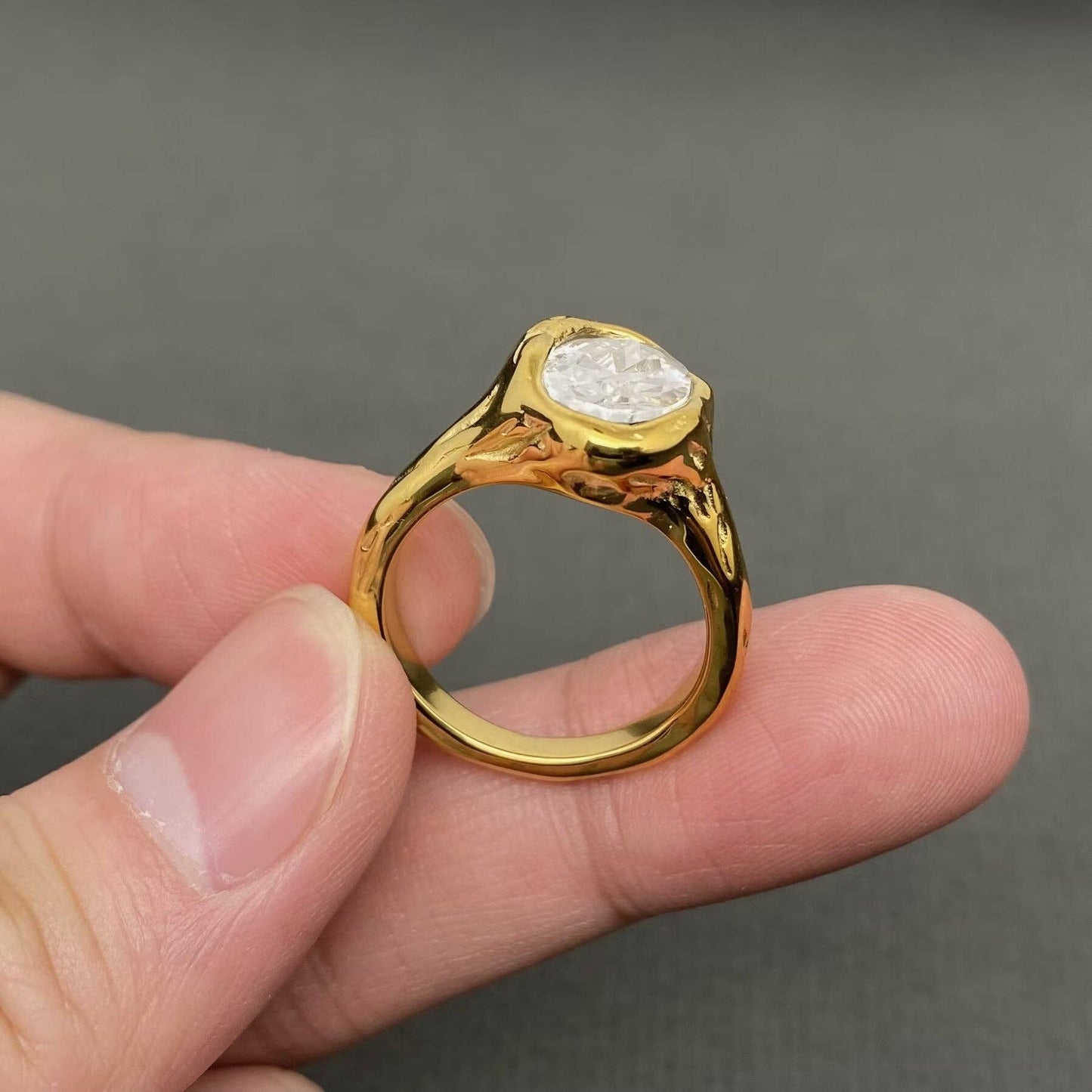 Sparkling Zircon Inlaid 18K Gold Plated S.Steel Ring - FGS